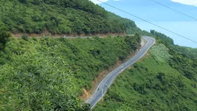 Chinh phục Đệ nhất hùng quan với những khúc cua tử thần đẹp mê hồn