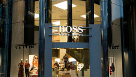 Hugo Boss luôn đổi mới để khẳng định mình trên thương trường thời trang