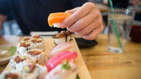 Người Nhật thưởng thức sushi như thế nào?