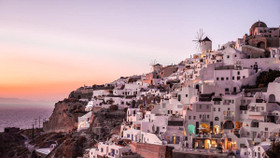 Santorini - Hòn đảo đẹp như thiên đường mà nhất định phải đến một lần