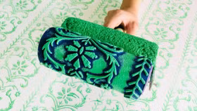 Tự tay làm mới không gian cùng con lăn sơn hoa văn đẹp, sang như dùng giấy dán tường