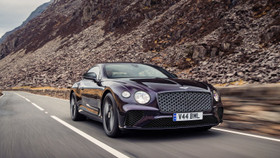 Bentley mở rộng cấu hình Mulliner Blackline cho tất cả các dòng xe