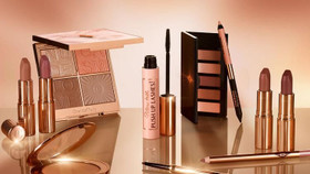 Charlotte Tilbury ra mắt BST “Super Nudes” mang hơi thở của thập niên 90