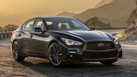 Infiniti Q50 Black Opal Edition 2023 ra mắt với màu sơn thay đổi