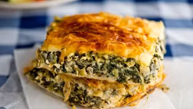 Ghé đảo thiên đường Santorini, thưởng thức những món ăn tuyệt hảo