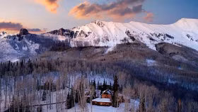 Trang trại nghỉ dưỡng đẳng cấp của Tom Cruise được rao bán với giá gần 40 triệu USD