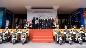 Honda Việt Nam phối hợp với Bưu Điện Việt Nam triển khai thí điểm dự án sử dụng xe điện giao hàng