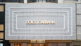 Dolce&Gabbana ra mắt BST mừng Tết Nguyên đán của Châu Á