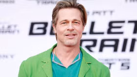 Brad Pitt ra mắt dòng sản phẩm chăm sóc da phi giới tính