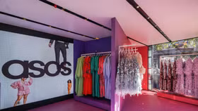 Công ty thời trang trực tuyến Asos ra mắt các cửa hàng vật lý đầu tiên