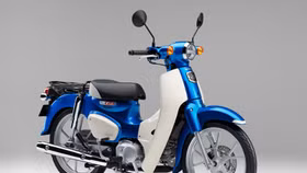 Honda Super Cub 110 2022 cải tiến thiết kế, thêm trang bị an toàn