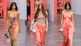 BST Fendi Xuân Hè 2023: Mang hơi thở của thời đại với xu hướng Y2K