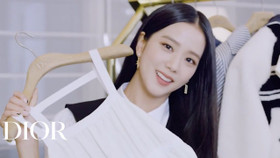 Jisoo tỏa sáng như một ngôi sao khi xem show diễn Dior Cruise 22