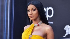 Cardi B làm nên lịch sử với tư cách là nữ rapper đầu tiên sở hữu đa chứng nhận kim cương