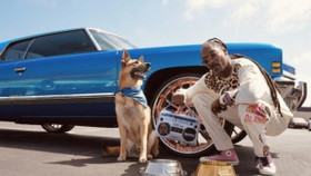 Snoop Dogg ra mắt thương hiệu thời trang thú cưng Snoop Doggie Doggs