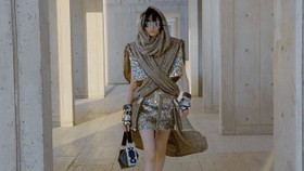 Louis Vuitton - Cruise 2023: Vũ trụ hợp nhất