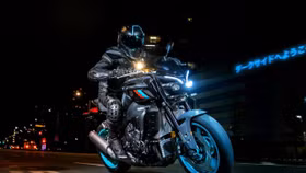 Mô tô Yamaha MT-10 phiên bản 2022 chính thức ra mắt