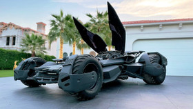 Batmobile đời thực 700 mã lực trông như thế nào.