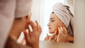 10 Cách làm hết thâm mụn nhanh nhất tại nhà