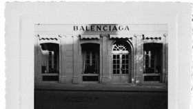 Balenciaga mở cửa flagship haute couture đầu tiên tại Paris