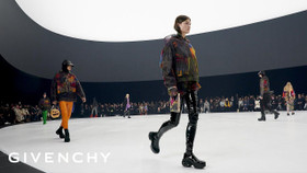 Givenchy Xuân Hè 2022: Phá vỡ giới hạn phong cách cá nhân