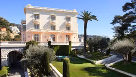 Khám phá các dinh thự "triệu đô" của các nhà thiết kế thời trang xa xỉ