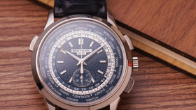 Review đồng hồ Patek Philippe Complications 5930G