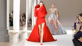 Elie Saab Haute Couture Fall/Winter 2022/23:Sự huyền bí lúc nửa đêm