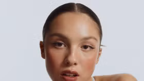 Olivia Rodrigo là gương mặt đại diện mới nhất cho thương hiệu mỹ phẩm Glossier