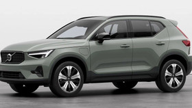 Volvo XC40 2022 ra mắt với 8 phiên bản động cơ tùy chọn