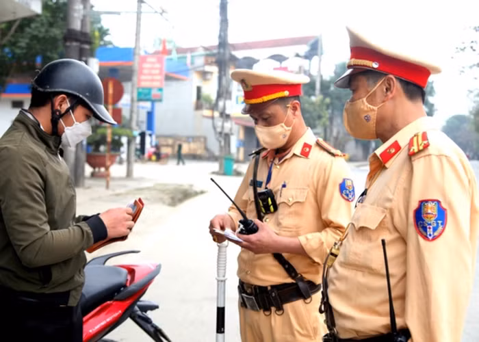 Chính phủ đã bỏ đề xuất cảnh sát giao thông được trích tối thiểu 70% tiền xử phạt 