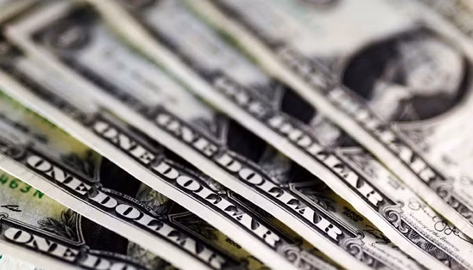 Tỷ giá USD hôm nay ngày 25/4: Giá thị trường phi chính thức tăng nhẹ