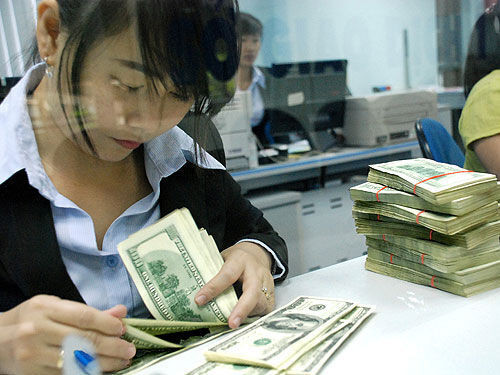 Tỷ giá USD hôm nay ngày 20/12: USD chững lại, thị trường bước vào vùng chờ