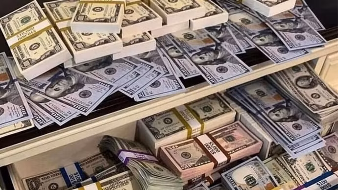 Tỷ giá USD hôm nay ngày 31/3: Chênh lệch USD ngân hàng – chợ đen thu hẹp khi thị trường tự do giảm mạnh