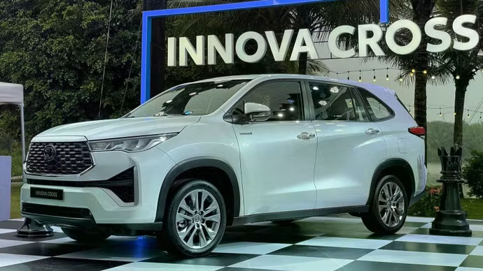 Toyota Innova Cross, “người bảo vệ thầm lặng” cho mọi gia đình