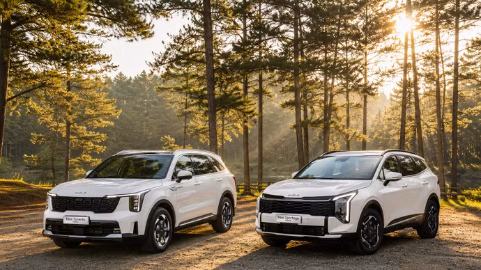 Thaco Auto chính thức công bố giá bộ đôi SUV hybrid KIA New Sportage và New Sorento thế hệ mới