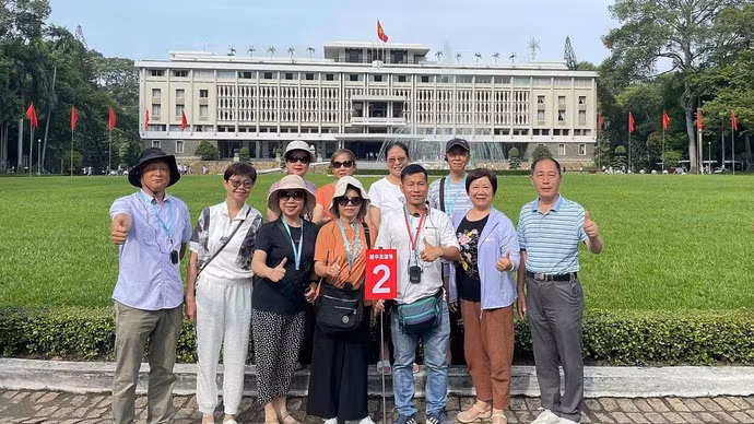 Khách Trung Quốc tham quan Dinh Độc Lập tại TP.HCM