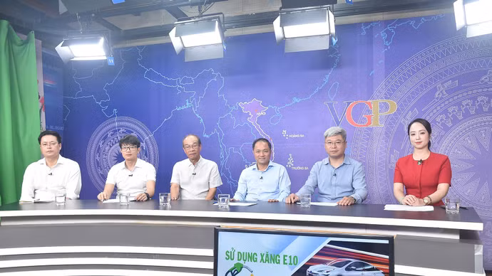 Người dân lo xăng E10 làm tụt ga, hao xăng, chuyên gia nói gì?