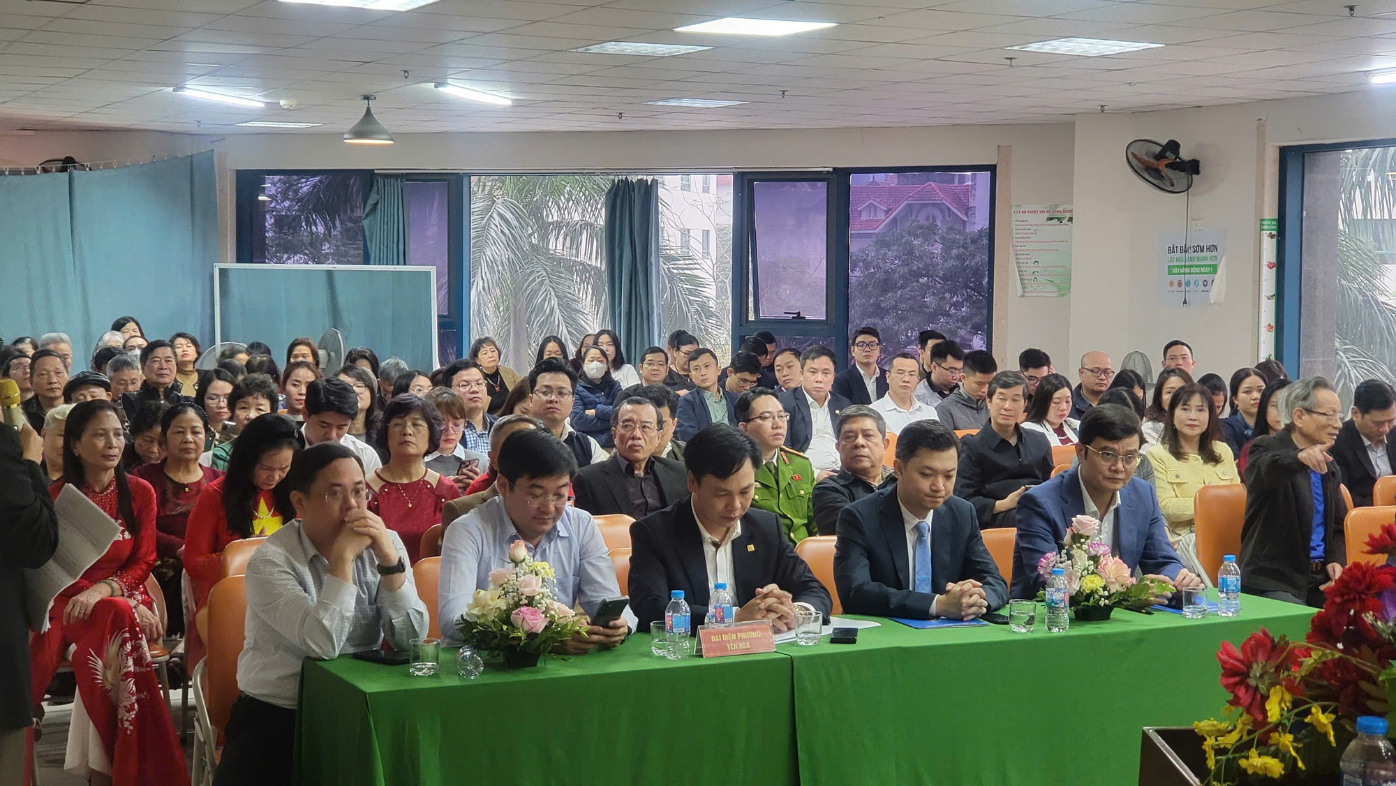 ceo-nguyen-van-luyen-pho-bi-thu-dang-uy-cty-thanh-vien-hdtv-tong-giam-doc-tong-cong-ty-dau-tu-phat-trien-ha-tang-do-thi-udic-cong-ty-tnhh-1-thanh-vien-tai-hoi-nghi.jpg