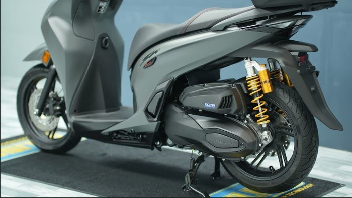 honda-sh350i-4.jpg