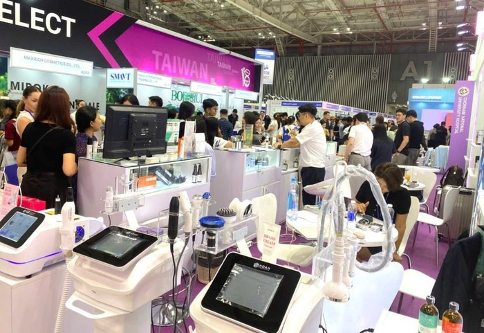 Quy mô thị trường mỹ phẩm Việt Nam dự báo đạt khoảng 2,7 tỷ USD vào năm 2027