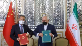 Giữa căng thẳng chính trị với Mỹ, Trung Quốc và Iran ký thỏa thuận liên minh tăng cường hợp tác