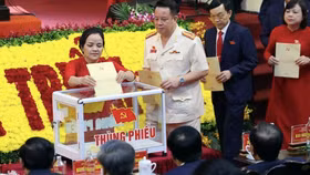 Bà Lê Thị Thủy tái cử Bí thư Tỉnh Hà Nam