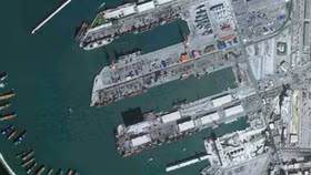 Người nhái đặc nhiệm Nga diễn tập chống biệt kích ở căn cứ Hải quân Tartus, Syria