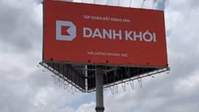 5,9 triệu cổ phiếu của Chủ tịch Tập đoàn Danh Khôi bị bán giải chấp