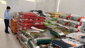 Kinh doanh phân bón không trung thực, 2 cá nhân ở Tiền Giang bị xử phạt