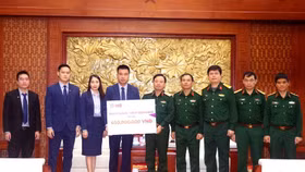 MB trao 650 triệu đồng hỗ trợ gia đình các liệt sĩ hy sinh tại thủy điện Rào Trăng 3