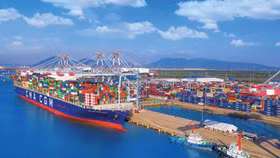 8 tháng, Việt Nam xuất siêu kỷ lục 13,49 tỷ USD