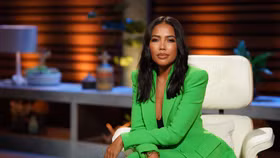 Nhà đồng sáng lập đế chế tỷ đô cùng Kim Kardashian, Emma Grede: "Tôi có một quy tắc - bạn phải làm những điều khiến mình sợ hãi"