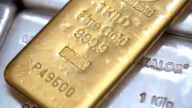 Giá vàng thế giới chạm mức thấp nhất 2 tháng, thị trường trong nước ảm đạm